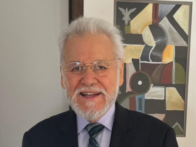 Dr. Carlos E. Vela